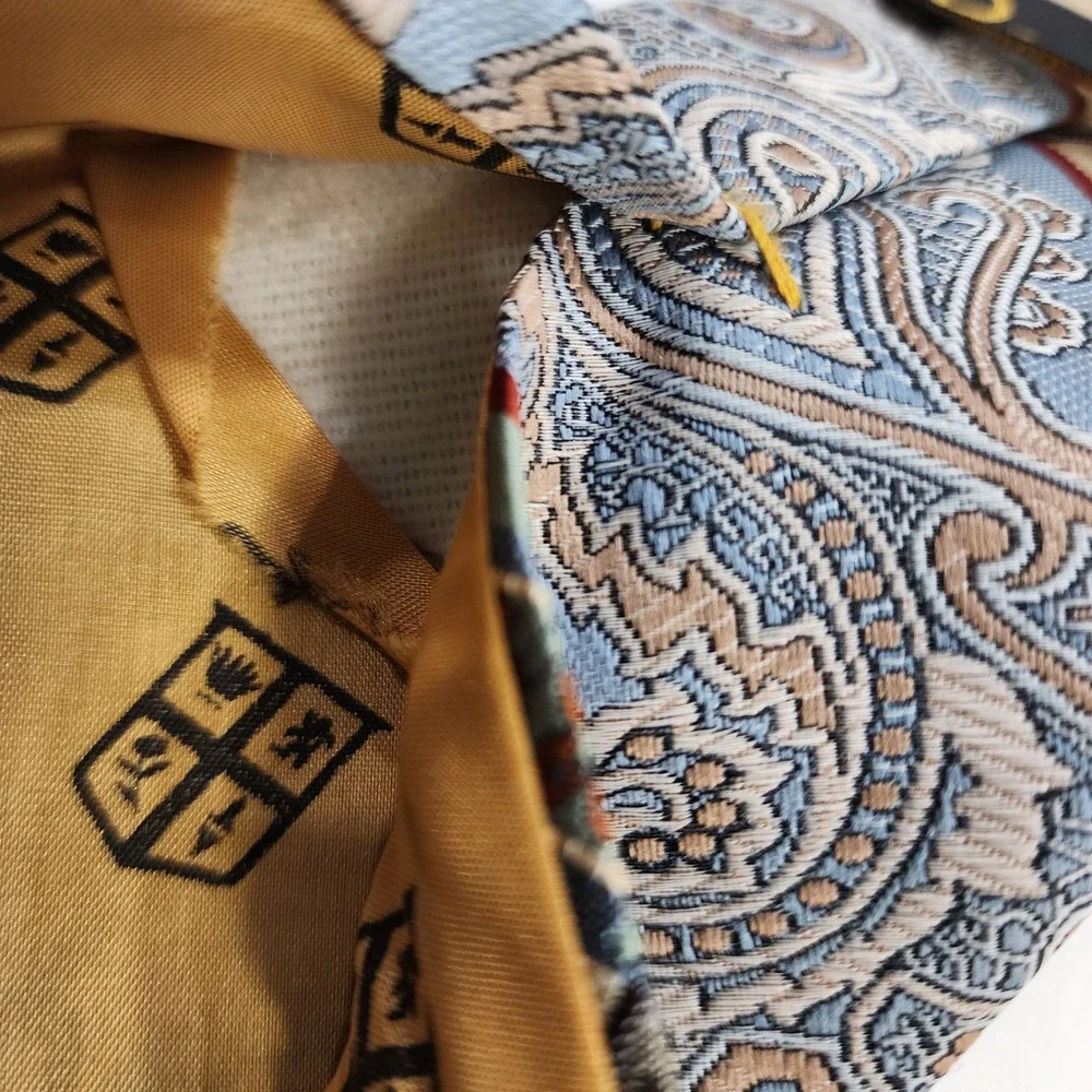 Vintage Danbury Mens Tie Paisley Geometric Tan Blue Burgundy WPL 6141 Polyester